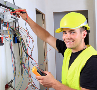 Hire the Best Electrician in Dubai